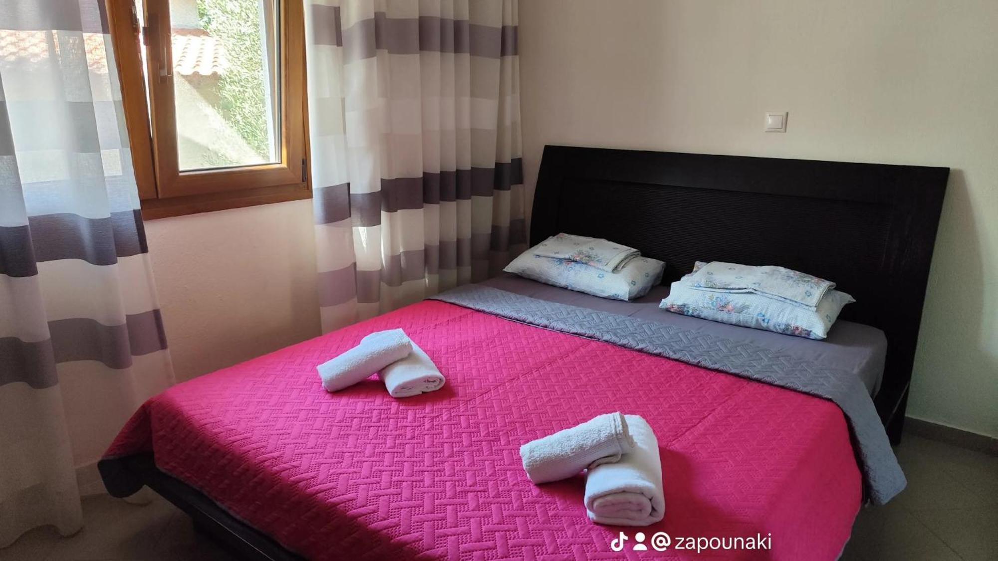 George'S House Villa Nea Plagia Room photo